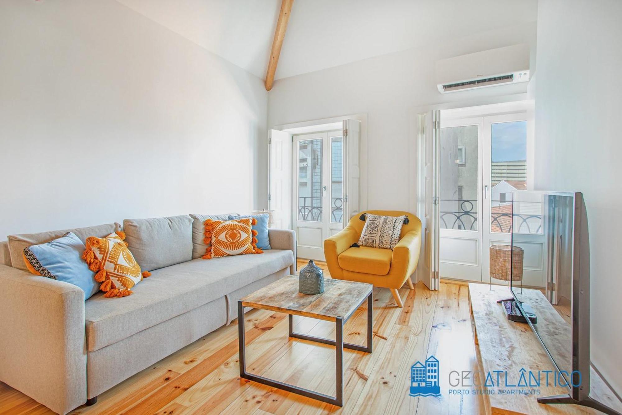 Poveiros Oak Loft - Santo Ildefonso Apartment Porto Bagian luar foto