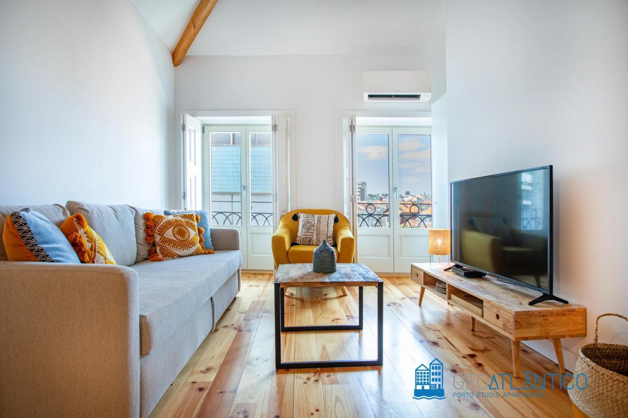 Poveiros Oak Loft - Santo Ildefonso Apartment Porto Bagian luar foto