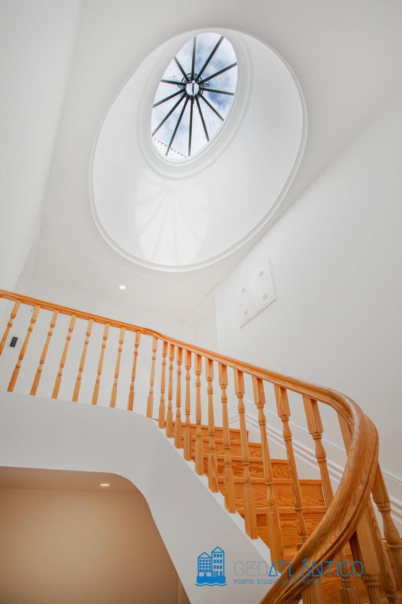 Poveiros Oak Loft - Santo Ildefonso Apartment Porto Bagian luar foto