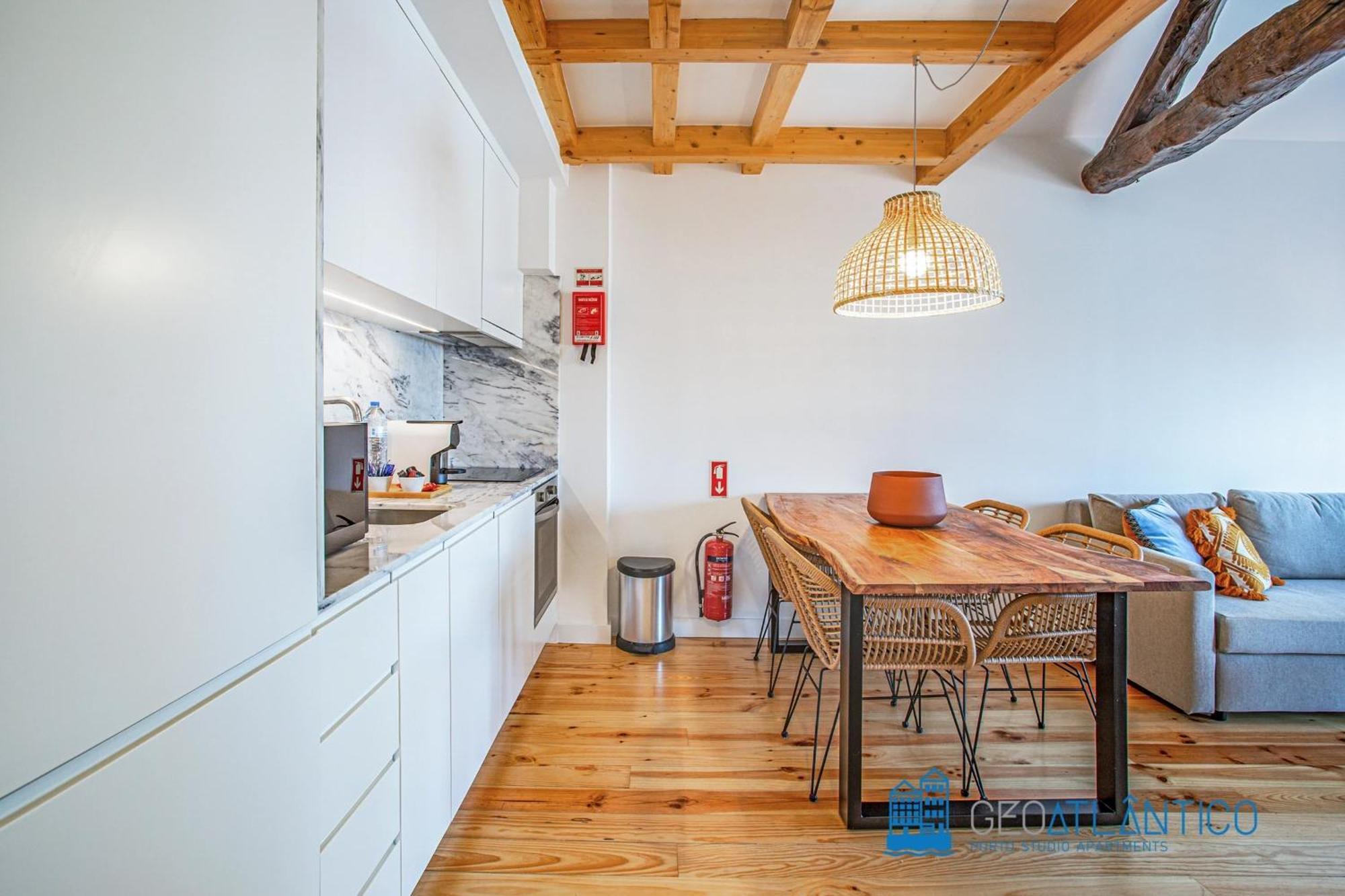 Poveiros Oak Loft - Santo Ildefonso Apartment Porto Bagian luar foto